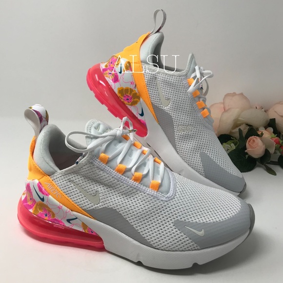 Nike Shoes - NWT Nike Air Max 270 SE White Summit W AUTHENTIC